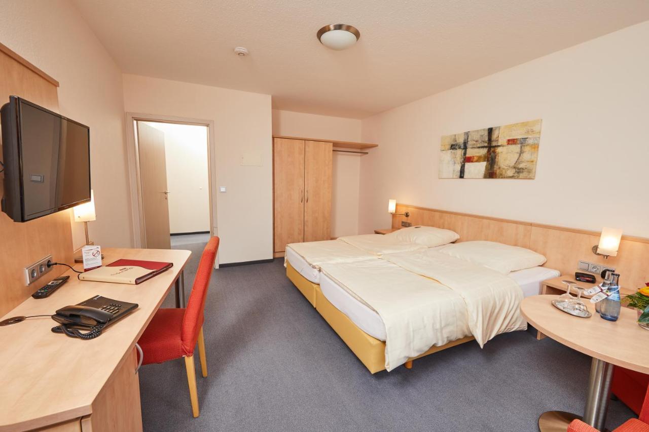 Hotel Filderland - Stuttgart Messe - Airport - Self Check-In Leinfelden-Echterdingen Εξωτερικό φωτογραφία