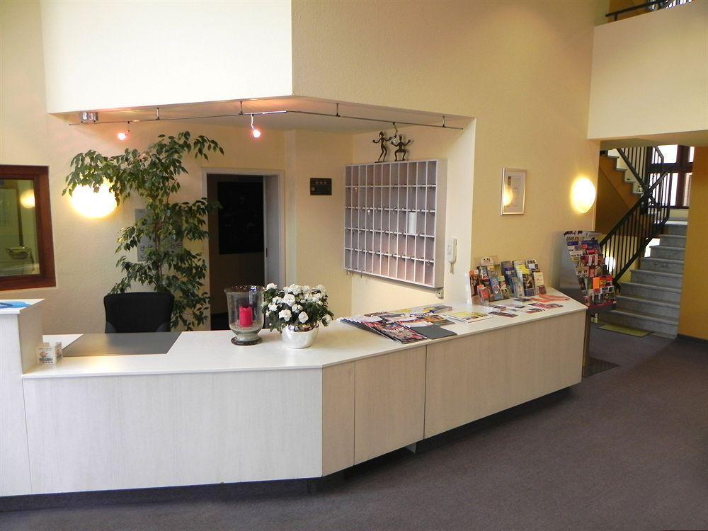 Hotel Filderland - Stuttgart Messe - Airport - Self Check-In Leinfelden-Echterdingen Εξωτερικό φωτογραφία